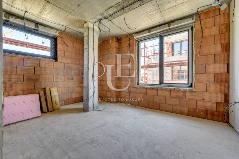 Till salu  2 sovrum Sofia , Pantjarevo , 109 kvm | 38058236 - bild [3]