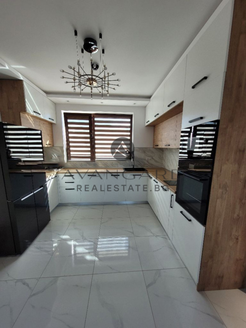 À venda  Casa região Plovdiv , Markovo , 400 m² | 74526597 - imagem [4]