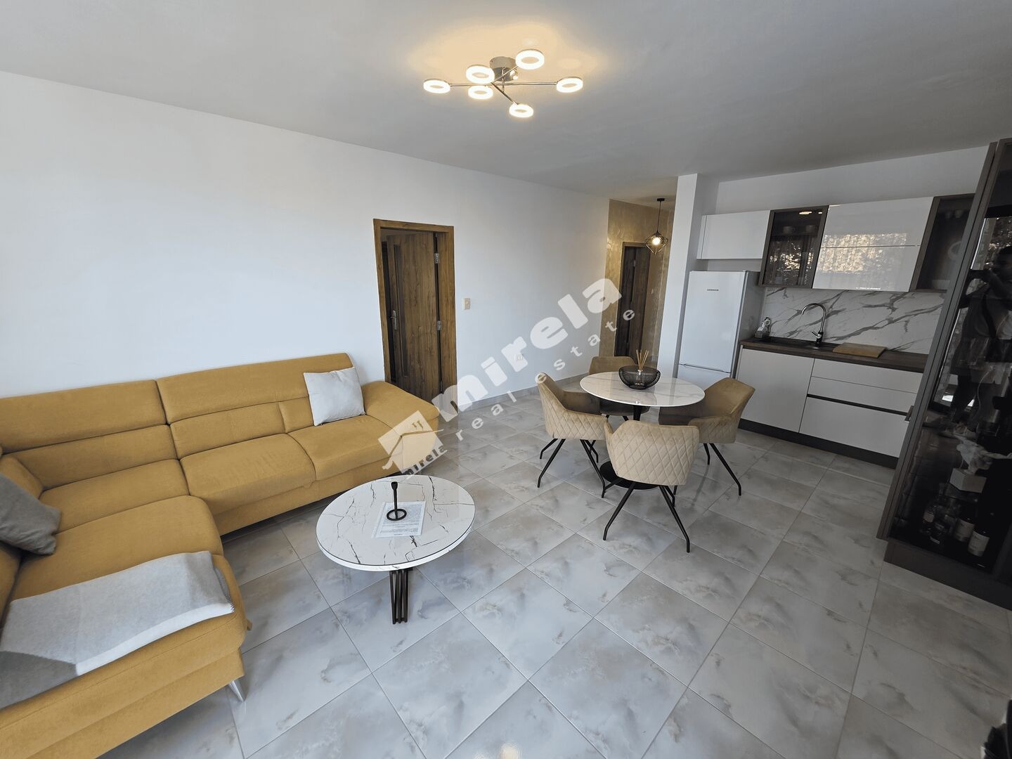 Продава 3-СТАЕН, гр. Свети Влас, област Бургас, снимка 2 - Апартаменти - 53674836