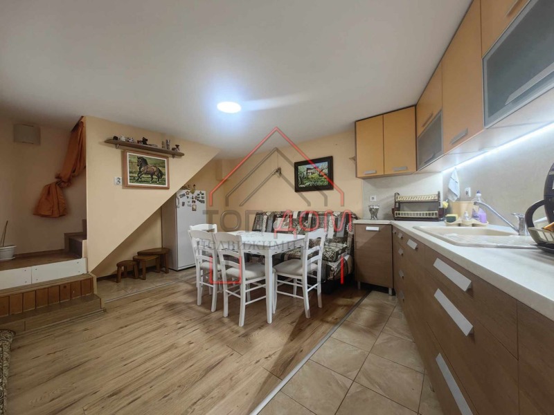 Продава 3-СТАЕН, гр. Варна, Бриз, снимка 3 - Aпартаменти - 47200884