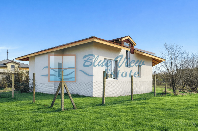 Продава КЪЩА, с. Царичино, област Добрич, снимка 14 - Къщи - 51689985