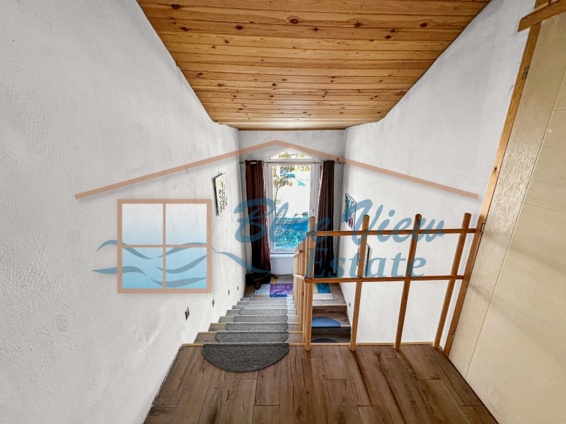 Продава КЪЩА, с. Царичино, област Добрич, снимка 13 - Къщи - 51689985