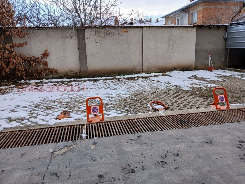 Продава ГАРАЖ, ПАРКОМЯСТО, гр. Ямбол, Център, снимка 2 - Гаражи и паркоместа - 52786122