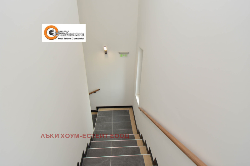 Myytävänä  2 makuuhuonetta Sofia , Hadži Dimitar , 123 neliömetriä | 86512898 - kuva [14]