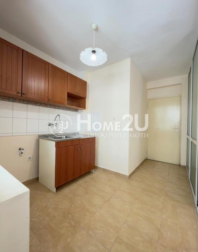 Продава 3-СТАЕН, гр. Варна, Окръжна болница-Генерали, снимка 3 - Апартаменти - 55627180