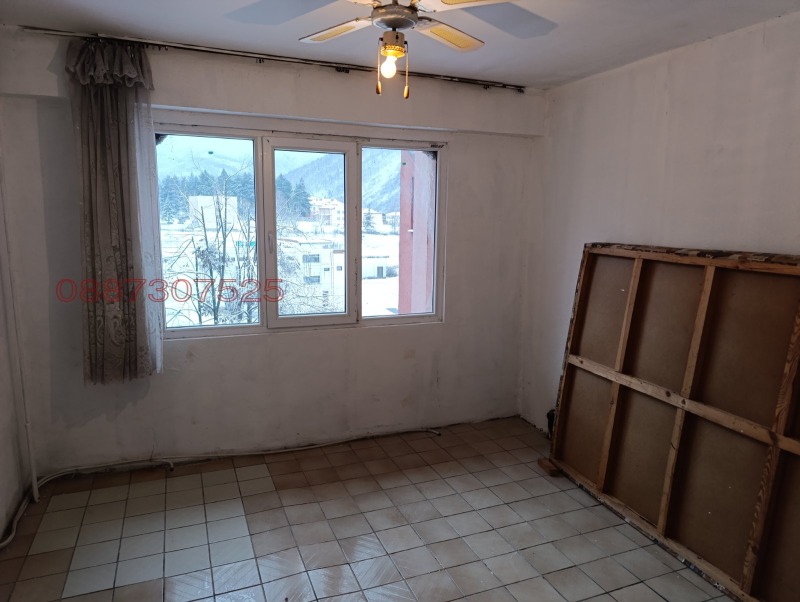 Продава 4-СТАЕН, гр. Етрополе, област София област, снимка 4 - Апартаменти - 53390633