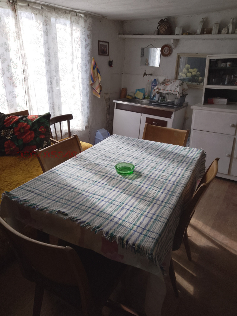 Продава КЪЩА, с. Мазарачево, област Кюстендил, снимка 3 - Къщи - 52784168