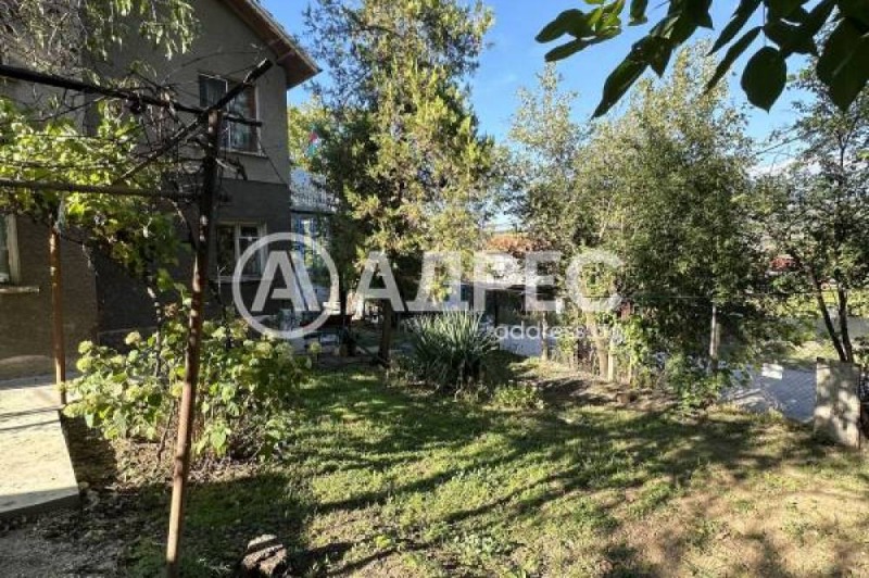 Продава КЪЩА, гр. Нови Искър, област София-град, снимка 2 - Къщи - 48946206