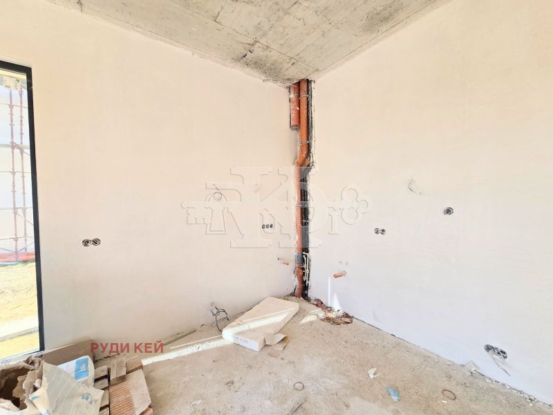 Продава КЪЩА, гр. Варна, м-т Долна Трака, снимка 9 - Къщи - 52867407