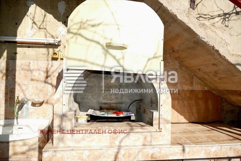 Продава КЪЩА, с. Извор, област София област, снимка 10 - Къщи - 53715914