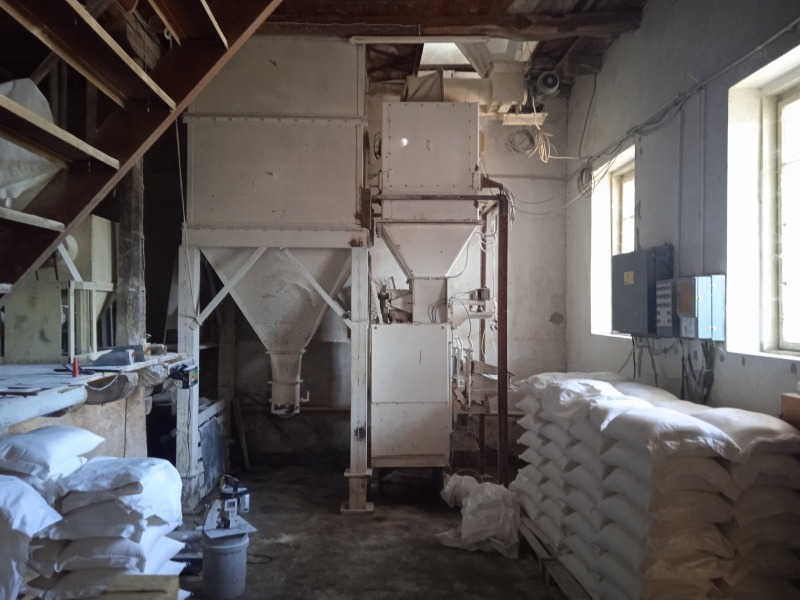 Продава БИЗНЕС ИМОТ, с. Горна Кремена, област Враца, снимка 9 - Други - 49824638