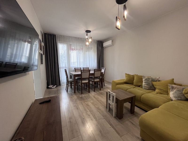 Продава 3-СТАЕН, гр. Варна, Младост 1