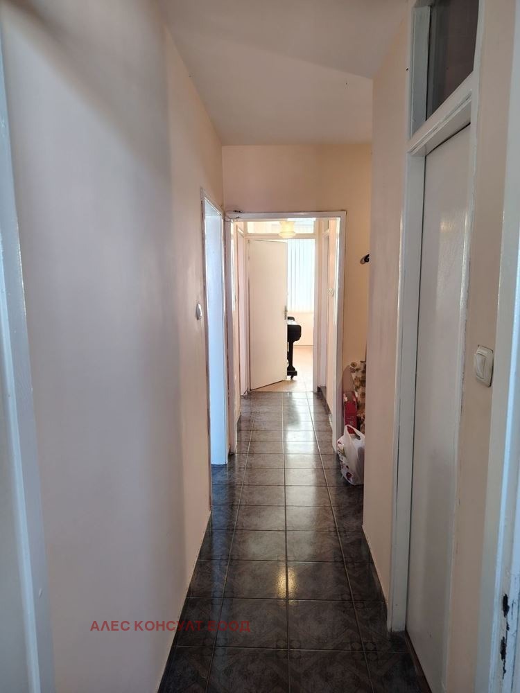 Продава 3-СТАЕН, гр. София, Хиподрума, снимка 13 - Апартаменти - 56007827