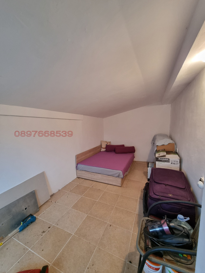 Продава КЪЩА, гр. Ямбол, Промишлена зона, снимка 7 - Къщи - 53038148