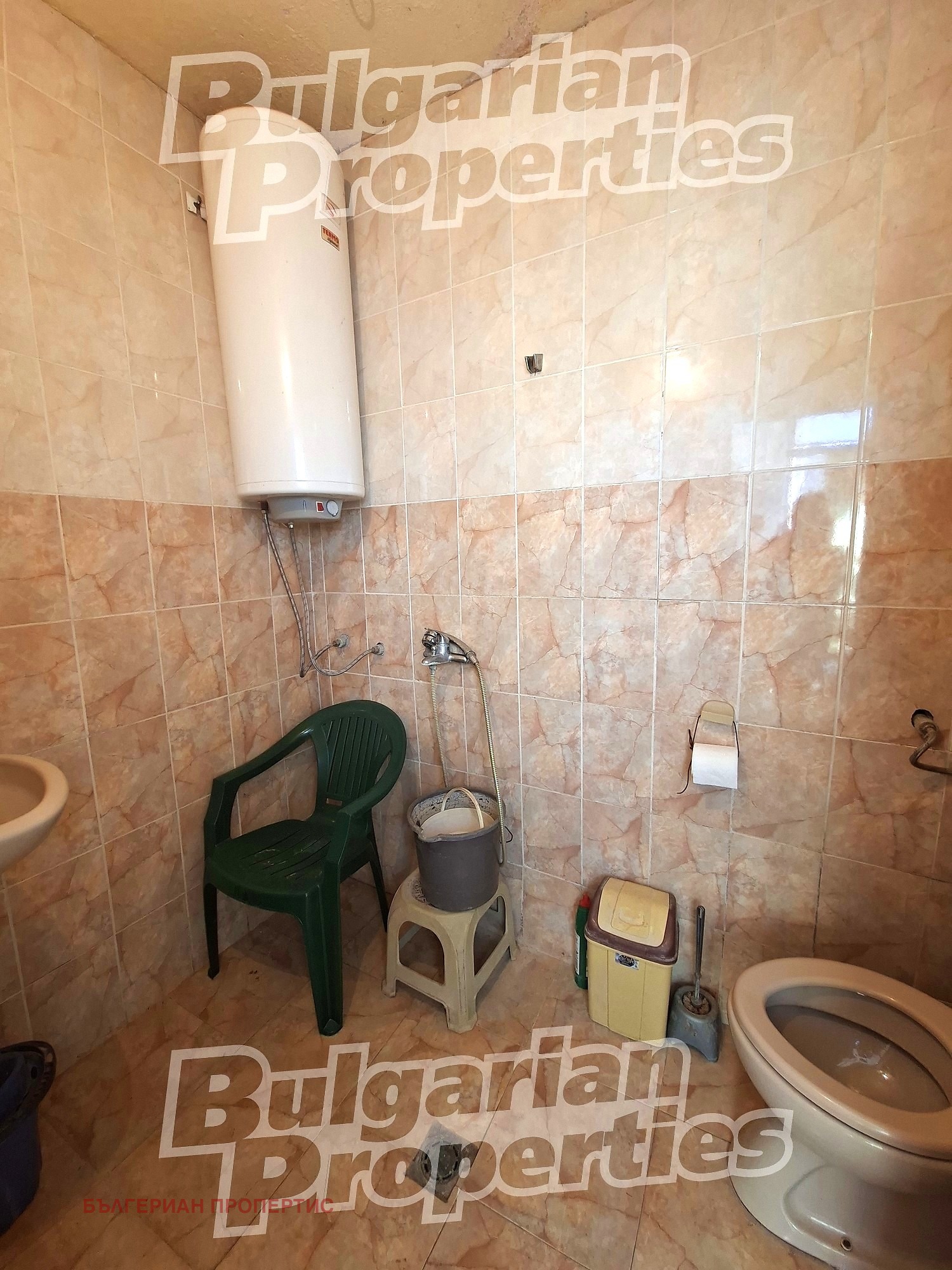Продава ЕТАЖ ОТ КЪЩА, гр. Елхово, област Ямбол, снимка 8 - Етаж от къща - 56257145