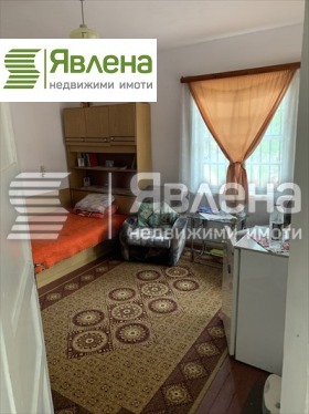 Maison Ravnichte, région Sofia 8