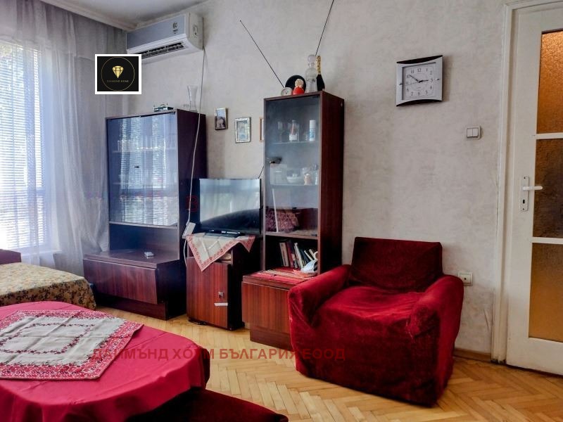 Продава  2-стаен град Пловдив , Каменица 2 , 56 кв.м | 61441986