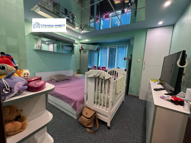 Продава  3-стаен град Русе , Център , 95 кв.м | 29669641 - изображение [3]
