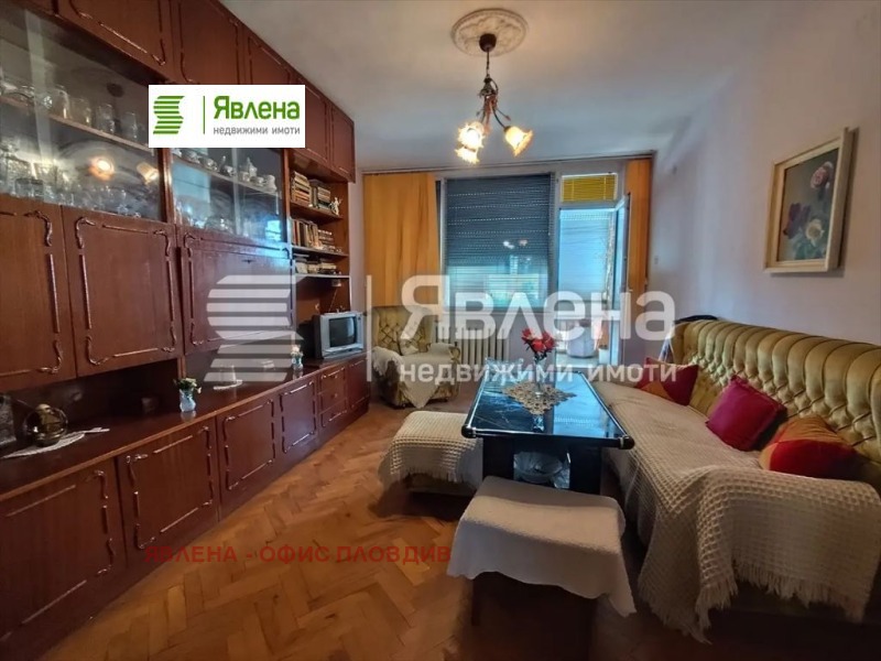 De vânzare  2 dormitoare Plovdiv , Țentâr , 98 mp | 89512011 - imagine [3]