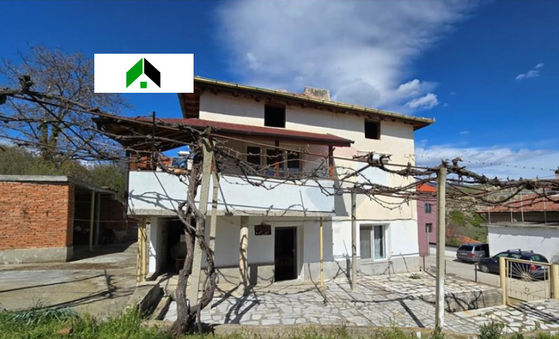 Продава ЕТАЖ ОТ КЪЩА, гр. Нови пазар, област Шумен, снимка 7 - Етаж от къща - 51569435