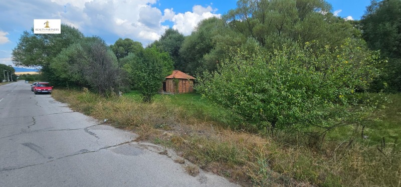 Zu verkaufen  Handlung region Pernik , Kralew dol , 3750 qm | 69448358 - Bild [6]