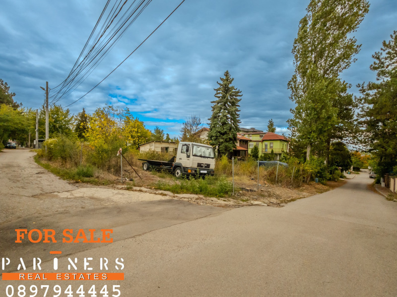 Продава  Парцел град София , м-т Камбаните , 920 кв.м | 96701059