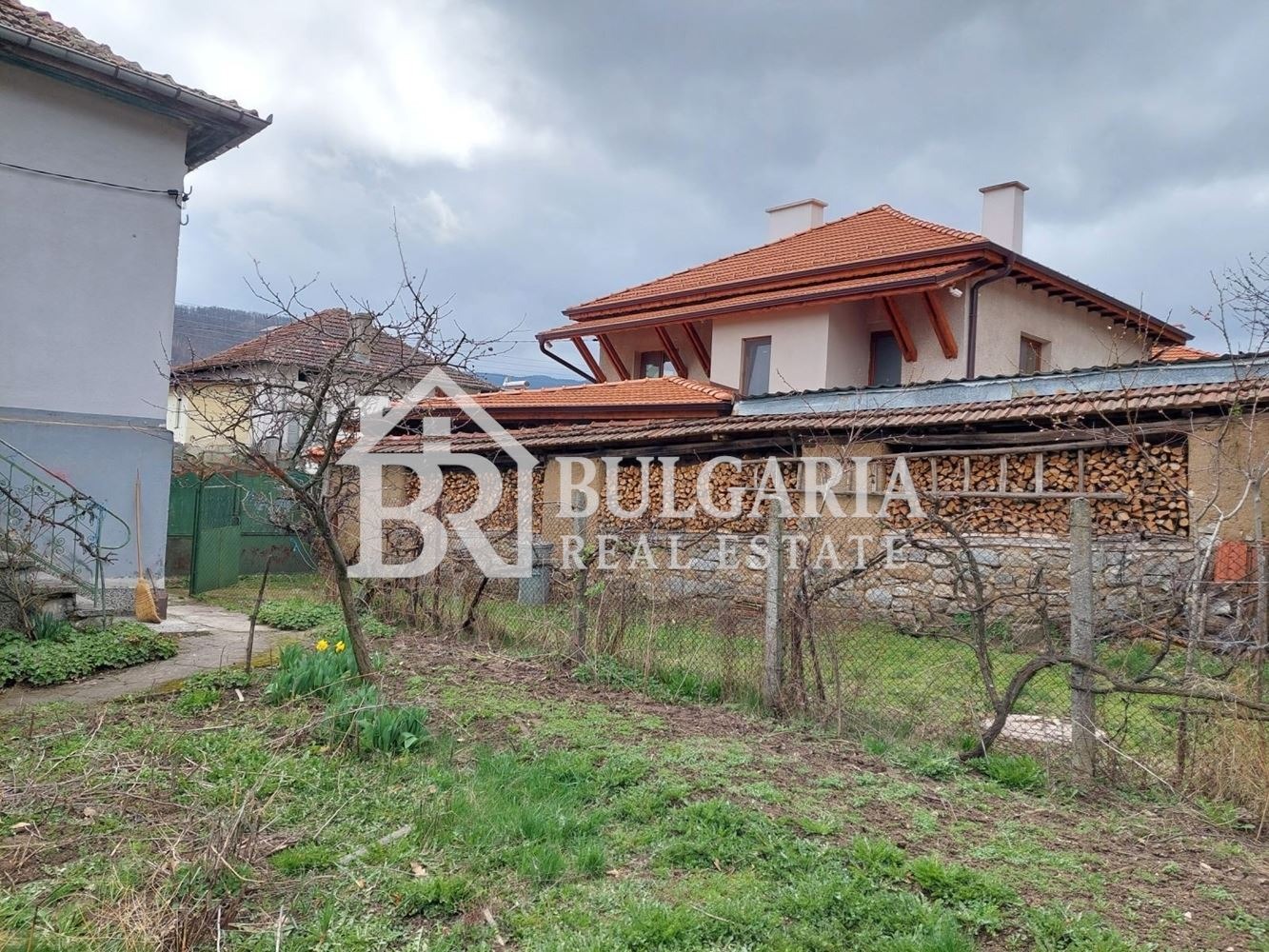 Продава КЪЩА, с. Марица, област София област, снимка 3 - Къщи - 56091808