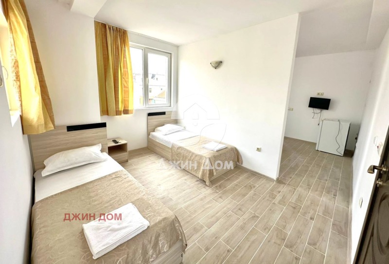 Продава  1-стаен област Бургас , к.к. Слънчев бряг , 47 кв.м | 65929849 - изображение [3]