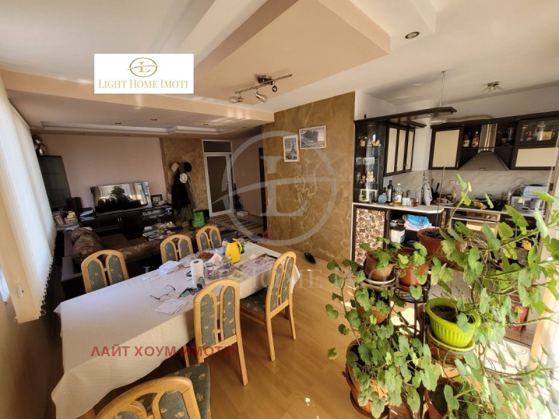 In vendita  1 camera da letto Plovdiv , Ostromila , 67 mq | 36699067 - Immagine [8]