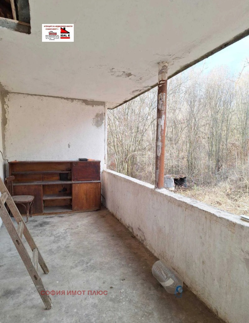 Till salu  Hus region Kyustendil , Dolna Grastjica , 2180 kvm | 49394618 - bild [8]
