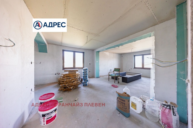 Продава КЪЩА, с. Комарево, област Плевен, снимка 8 - Къщи - 52600292