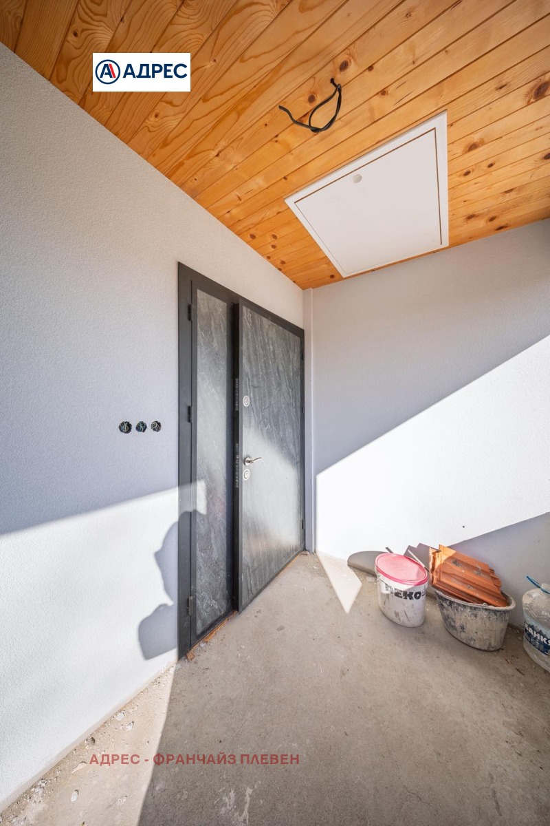 Продава КЪЩА, с. Комарево, област Плевен, снимка 6 - Къщи - 52600292