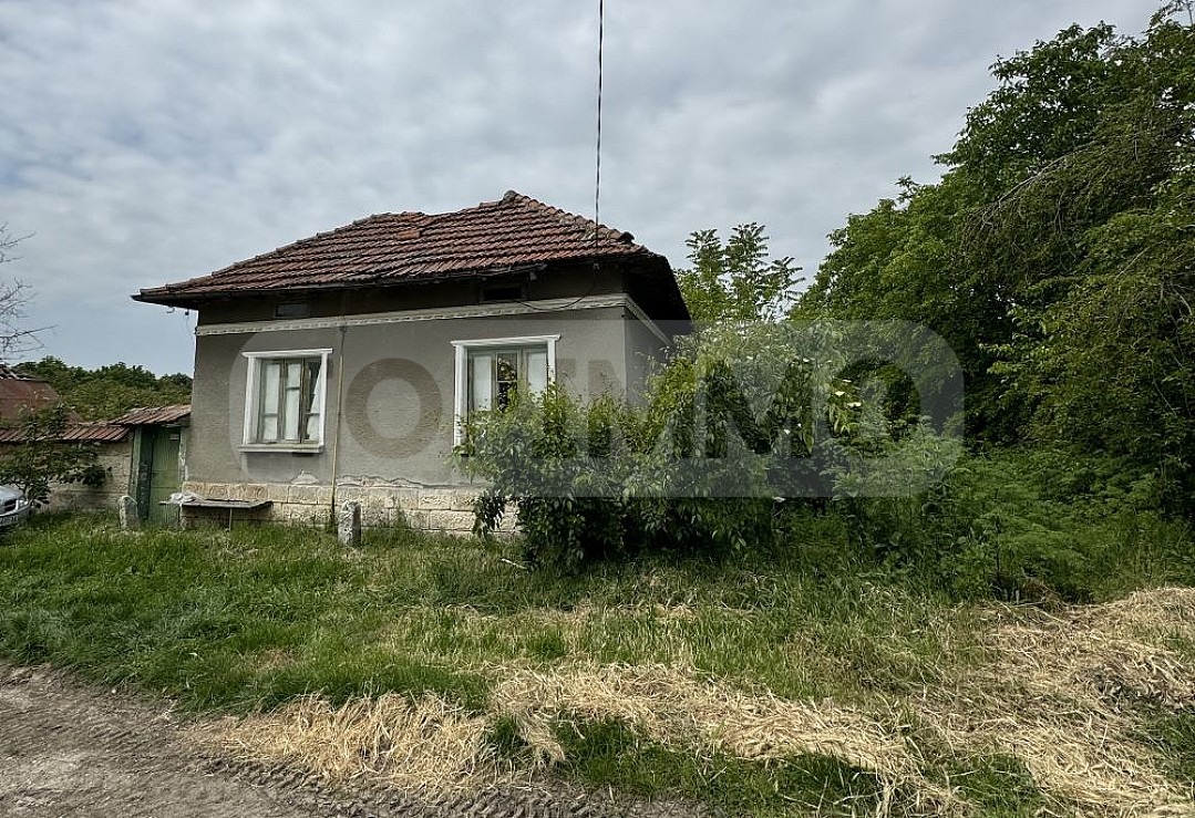 Продава КЪЩА, с. Екзарх Йосиф, област Русе, снимка 2 - Къщи - 46035499
