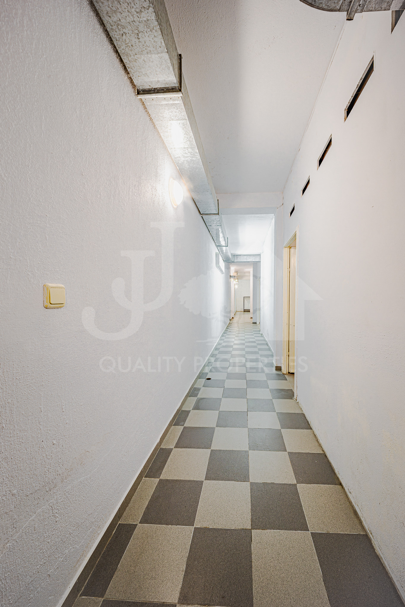 Продава СКЛАД, гр. София, Лозенец, снимка 11 - Складове - 55299208