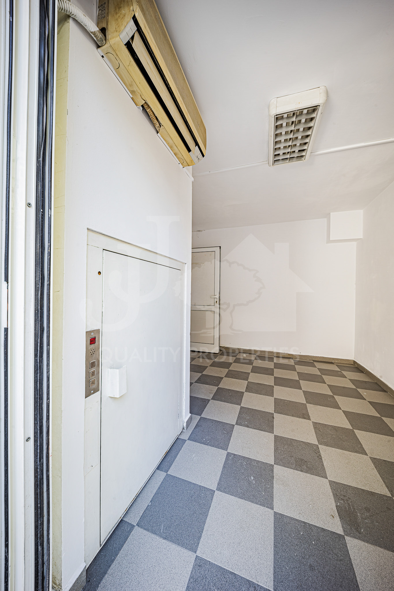 Продава СКЛАД, гр. София, Лозенец, снимка 12 - Складове - 55299208