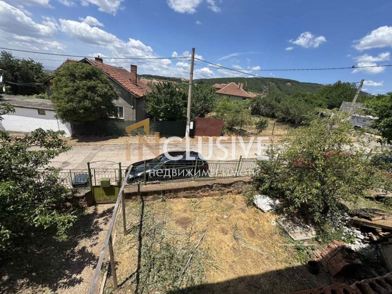 Продава КЪЩА в град София, Кремиковци - 282 кв.м / 247 900 € » 484 850.26 лв., ИНКЛУЗИВ БЪЛГАРИЯ АД