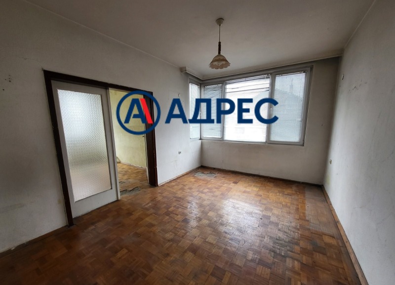 Продава  3-стаен, област Габрово, гр. Севлиево •  135 000 лв. • ID 38380136 — holmes.bg - [1] 