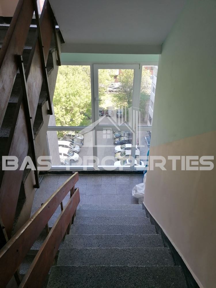 Продава 3-СТАЕН, гр. София, Света Троица, снимка 9 - Апартаменти - 55616459
