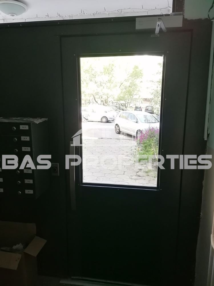 Продава 3-СТАЕН, гр. София, Света Троица, снимка 8 - Апартаменти - 55616459