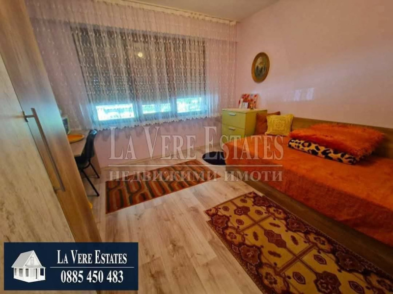 Продава  4-стаен град Русе , Здравец Изток , 77 кв.м | 72520681 - изображение [15]