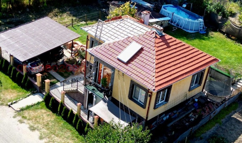 Продава КЪЩА, с. Червена вода, област Русе, снимка 2 - Къщи - 52772064