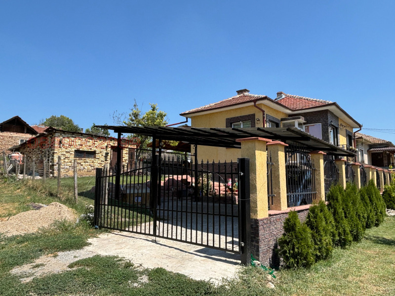 Продава КЪЩА, с. Червена вода, област Русе, снимка 8 - Къщи - 52772064