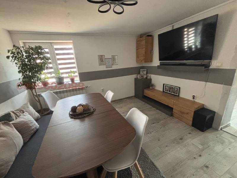 Продава КЪЩА, с. Червена вода, област Русе, снимка 13 - Къщи - 52772064