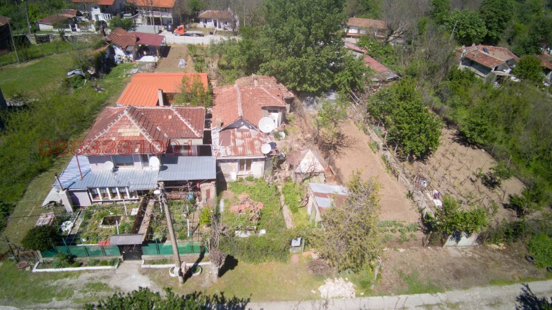 Продава КЪЩА, гр. Горна Оряховица, област Велико Търново, снимка 2 - Къщи - 52780831