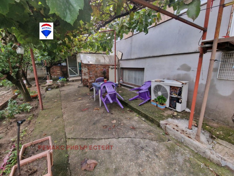 Продава ВИЛА, гр. Русе, област Русе, снимка 12 - Вили - 52074802