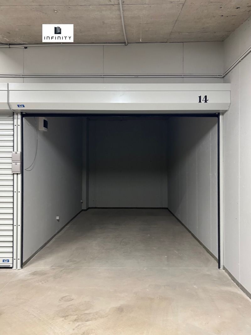 Продава ГАРАЖ, ПАРКОМЯСТО, гр. София, Център