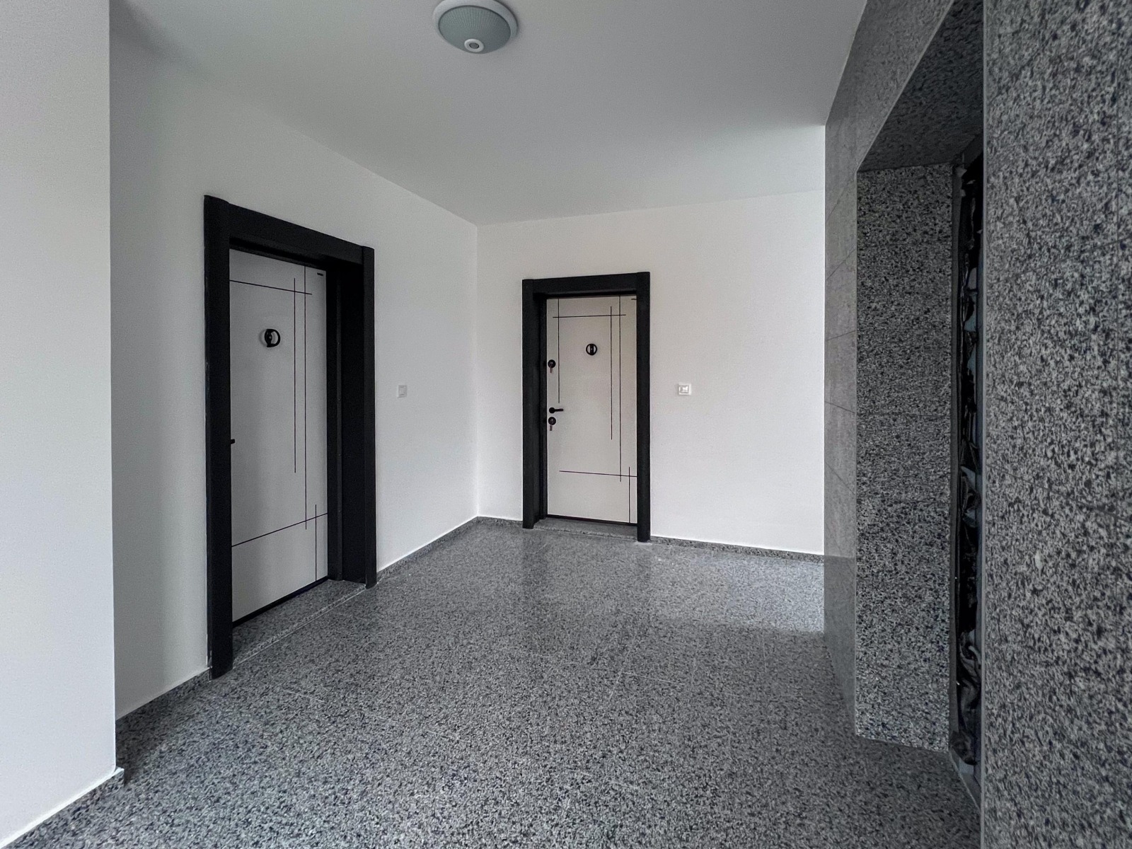 Продава 3-СТАЕН, гр. Габрово, Център, снимка 2 - Апартаменти - 45192742