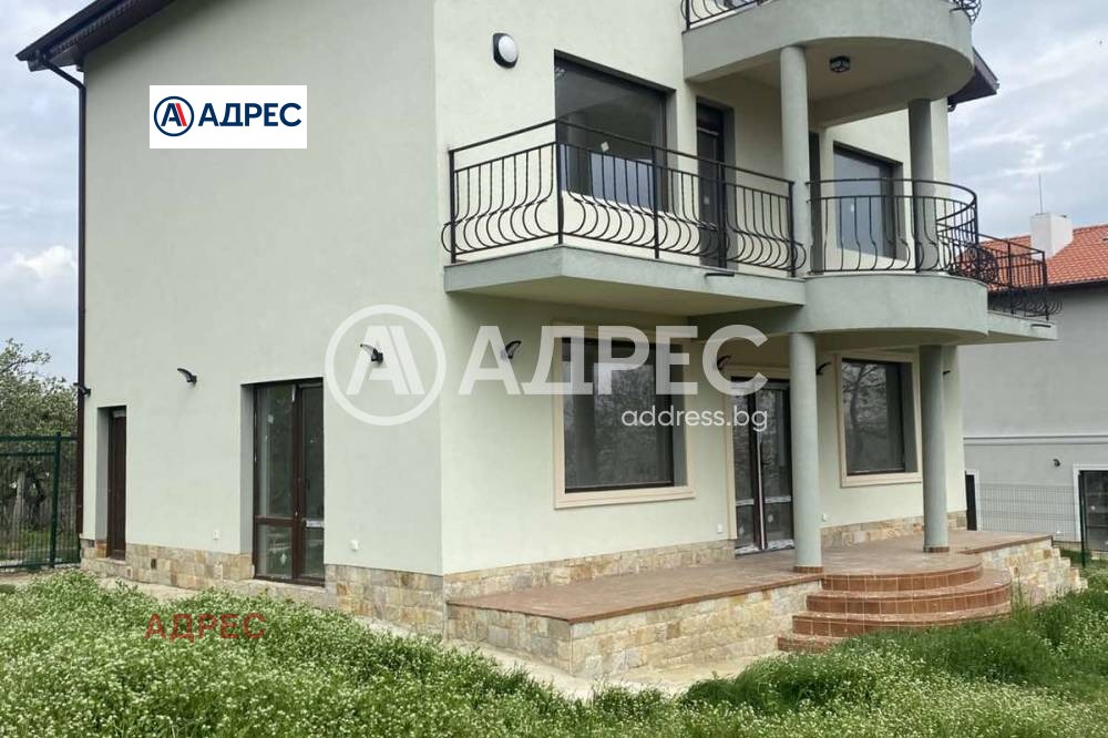 Продава КЪЩА, с. Равна гора, област Варна, снимка 2 - Къщи - 50543625