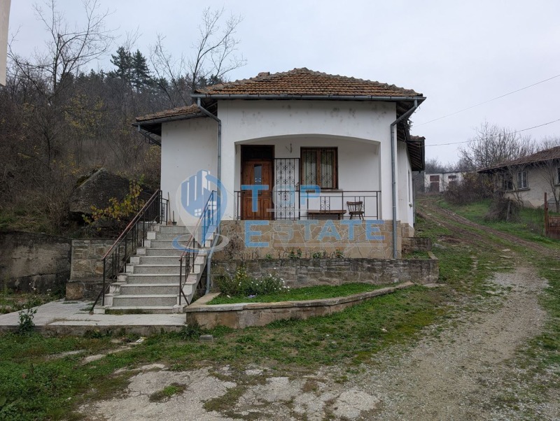 Продава КЪЩА в област Велико Търново, гр. Златарица - 65 кв.м / 67 000 € » 131 040.61 лв., ТОП ЕСТЕЙТ