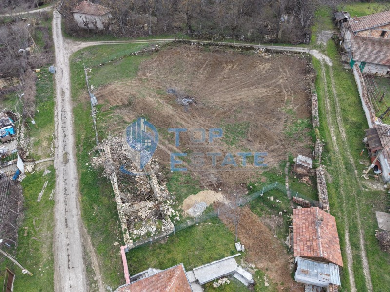 Продава ПАРЦЕЛ в област Велико Търново, с. Русаля - 1828 кв.м / 22 800 € » 44 592.92 лв., ТОП ЕСТЕЙТ